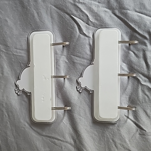 Hello Kitty Hooks - Picture 2 of 4